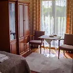Апарт-отель Akme & & Free Parking
