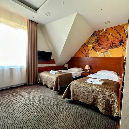 Akme & & Free Parking