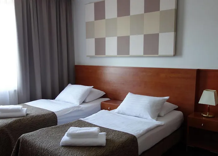 Akme & & Free Parking 3*