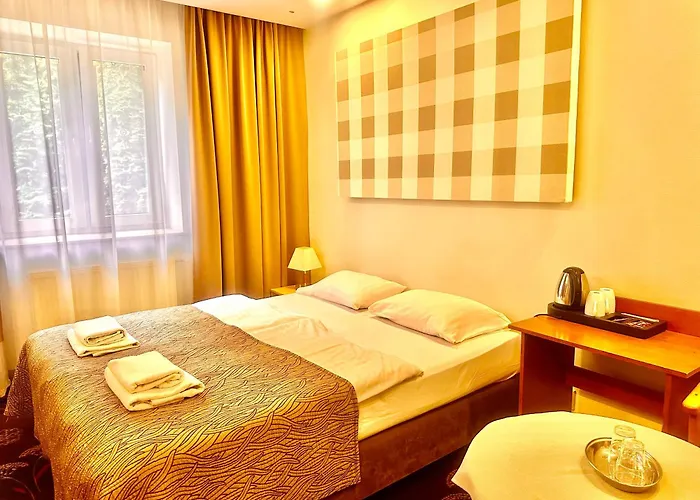 Akme & & Free Parking 3*