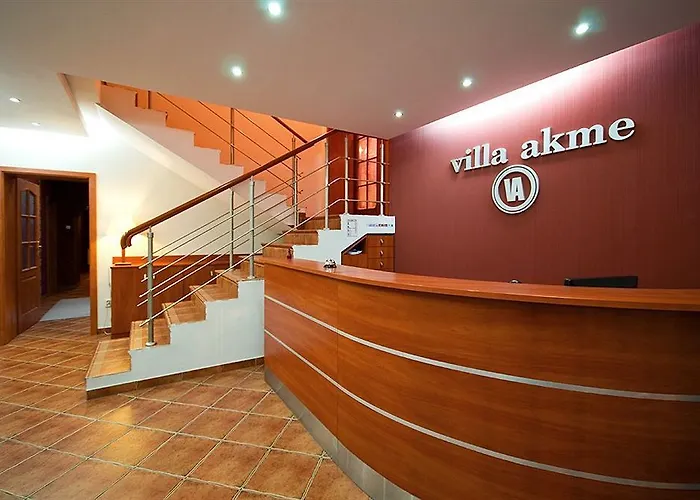 Akme & & Free Parking